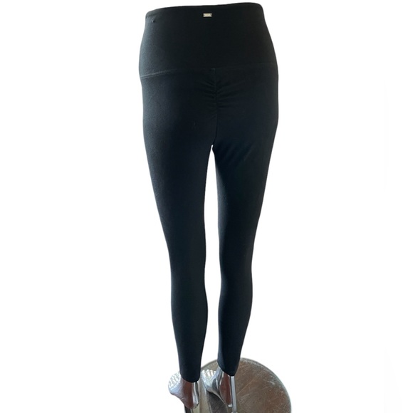 Black High Waist Victoria Secret Legging - Size S - Picture 3 of 6